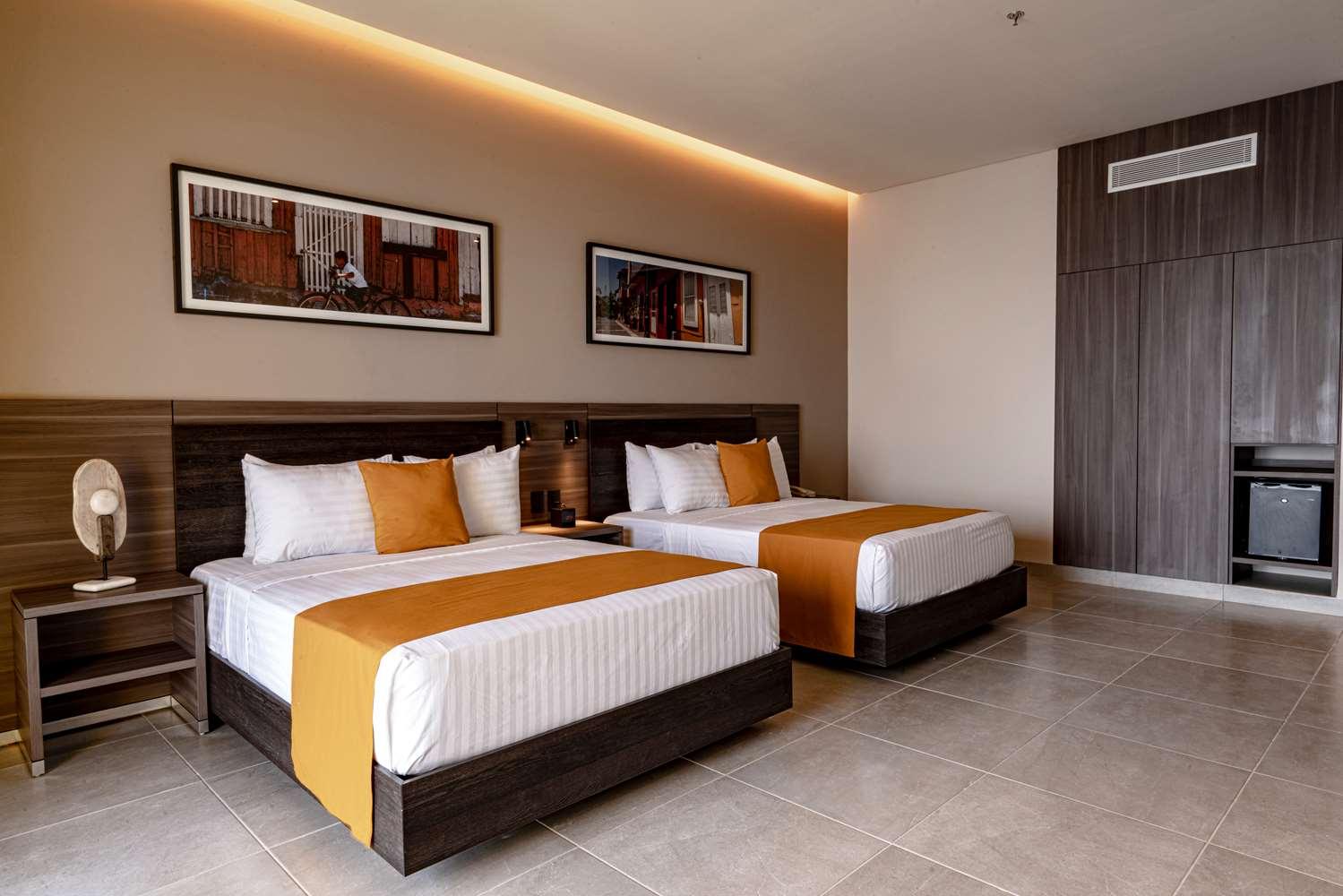 Western Riviera 4*