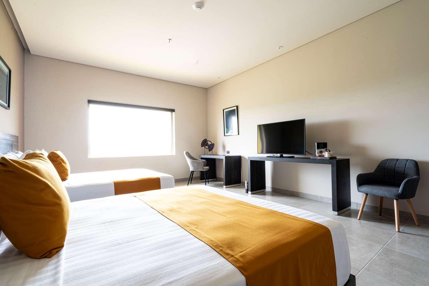 Western Riviera Hotel 4*