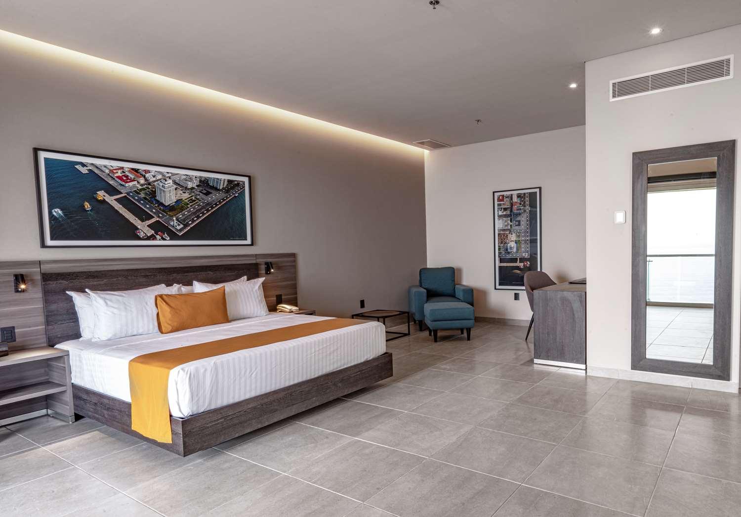 Western Riviera 4*