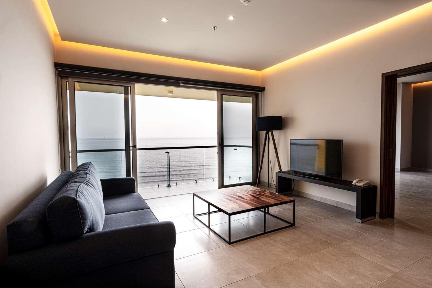 Western Riviera 4*